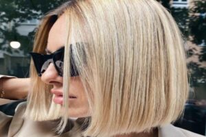coupe au carré court moderne femme été 2023