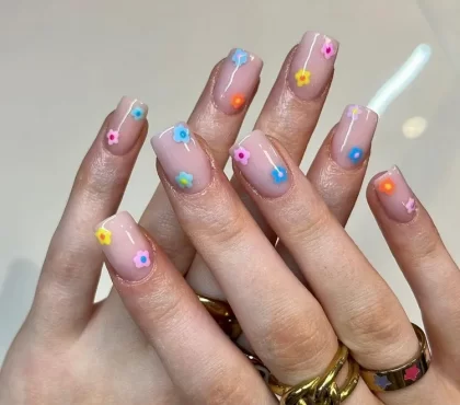 déco ongles printemps tendance 2023 nail art floral