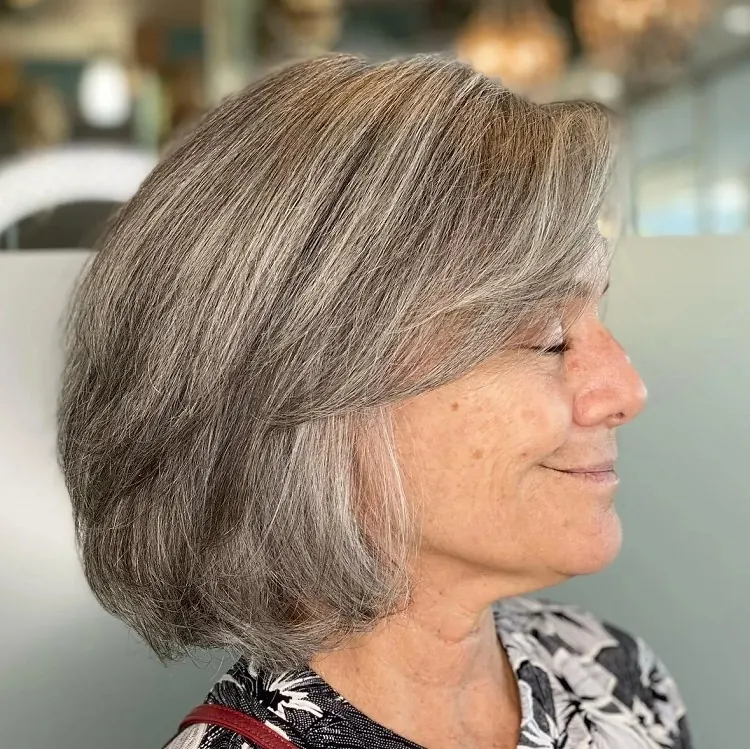 modèle coiffure pour femme de 70 ans