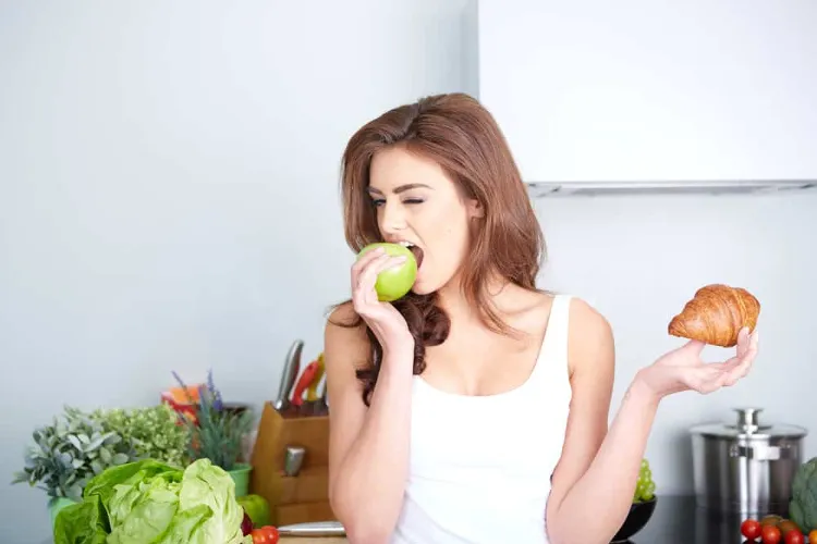 perte de poids maigrir sans sport mincir femme 10 kilos fruits pomme cacher grignotates