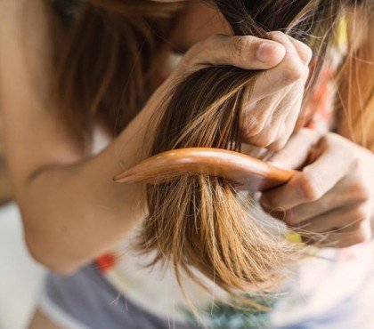 pourquoi mes cheveux ne poussent pas vite devant rapidement