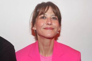 sophie marceau cheveux courts derniere coupe coiffure 50 ans femme court nouvelle 2023 cheveu photo