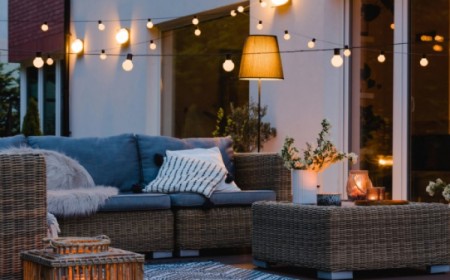 comment éclairer un balcon tendances éclairage 2023