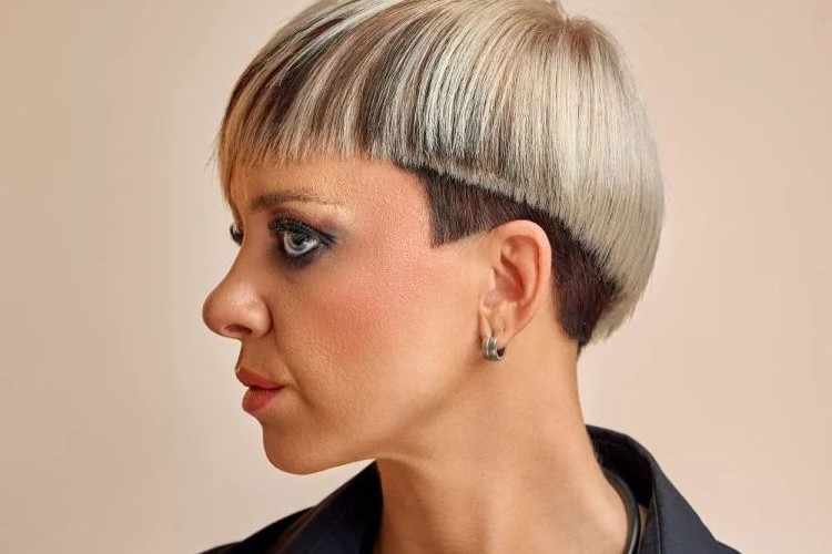 coupe dégradée femme 50 ans coupe de cheveux 2023 top idees mi long court