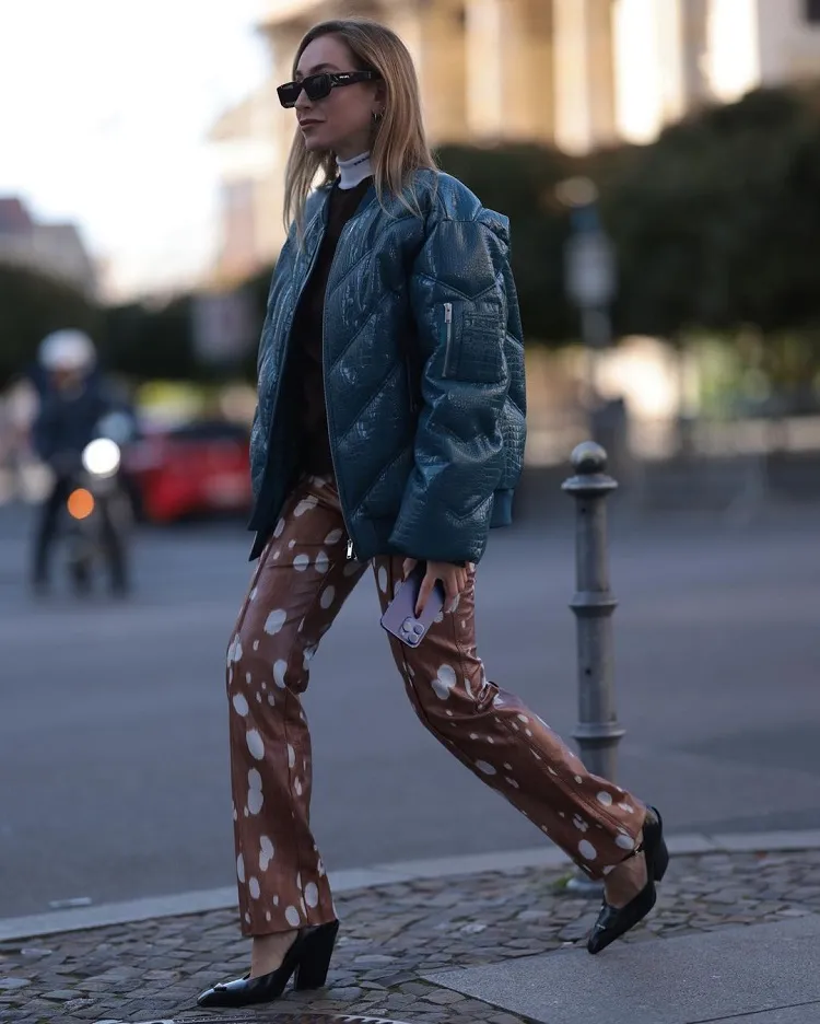 ensemble pantalon veste chic pour femme a la mode printemps 2023 bomber oversize simili cuir vinyle