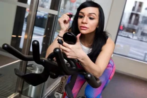 est ce que le mascara coule quand on fait du sport faire du sport avec du maquillage