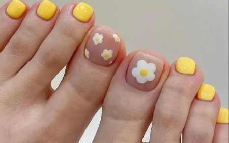 manicure et pedicure tendance 2023 mix and match nails