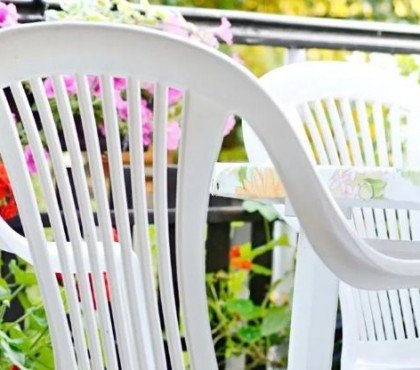 solutions pour nettoyer des chaises en plastique