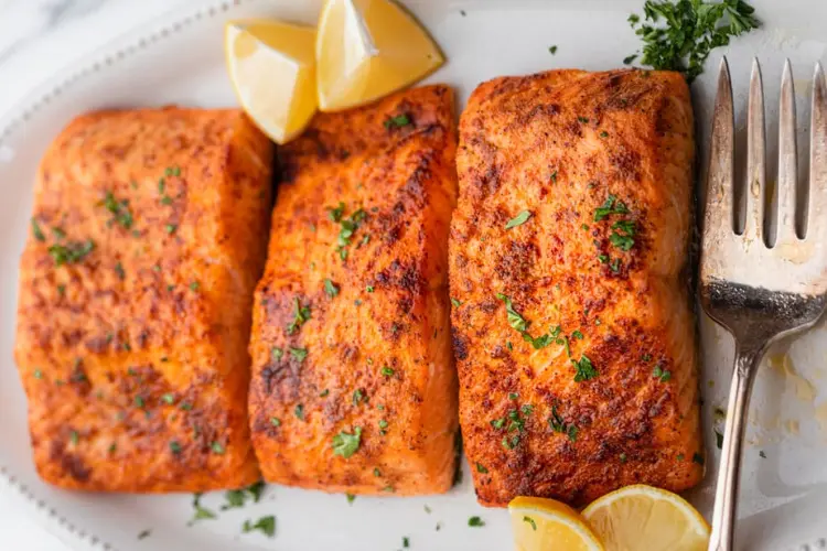 saumon en airfryer épices recette facile 10 minutes poisson succulent idées