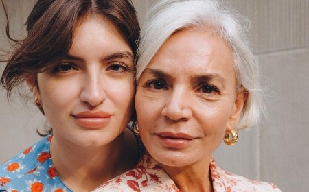coupe courte avec frange femme 50 ans