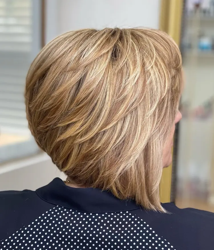 coloration cheveux rajeunissante quelles mèches après 50 ans femme