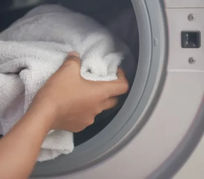 comment laver une serviette de bain blanche blanchir une serviette de bain