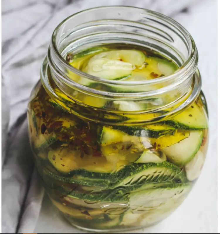 comment mariner des courgettes crues apéro quick pickle pots