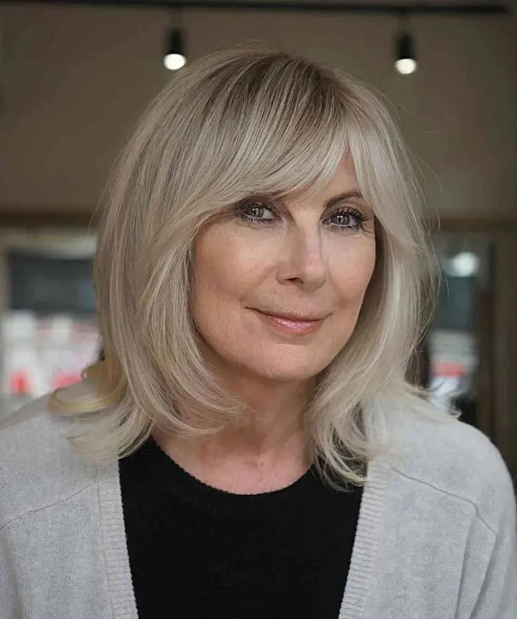 couleur de cheveux qui donne bonne mine après 50 ans femme rajeunissante 2023