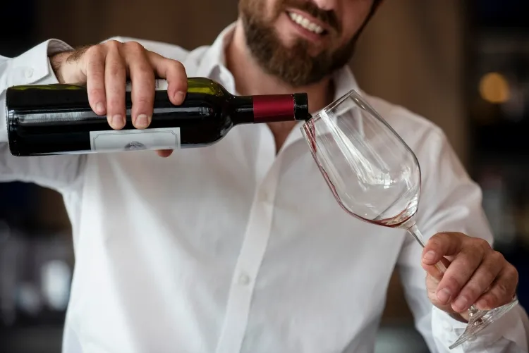 enlever les taches de vin rouge tanins contenu vin doit couleur écarlate incruster matière