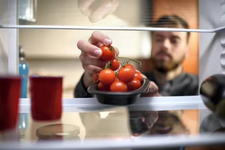 conserver les tomates cerises au réfrigérateur recettes bocaux congelateur sechées confites saisons