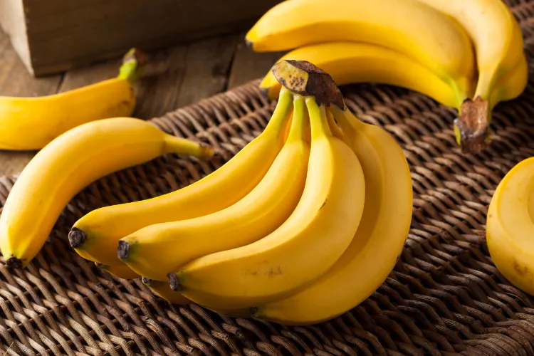 les bananes pommes de terre aliments à ne pas mettre au frigo 15 produits fruits legumes conservation conseils lumière