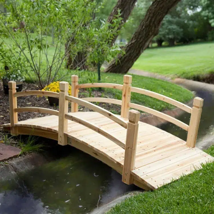 comment fabriquer un pont de jardin en bois