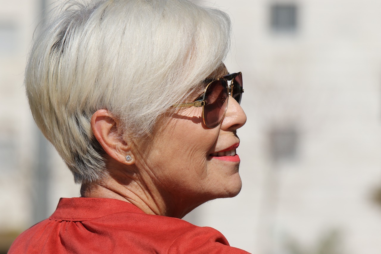 coupe de cheveux 80 ans 2026