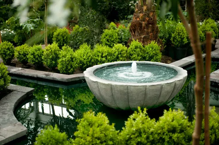 installer les équipements d'eau comment faire un jardin japonais conseils paradis zen exterieur miniature pierres plantes maison