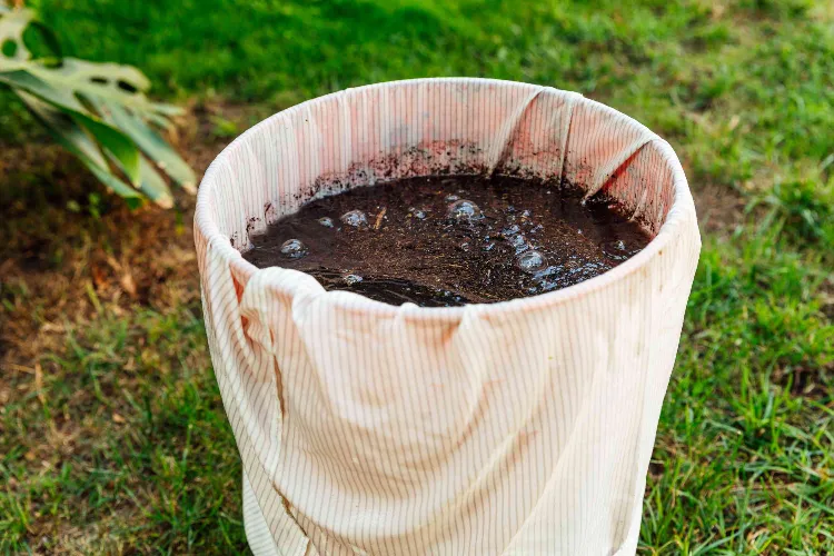 thé de compost comment faire du compost liquidе outil the sol terre fabrication innovation potager bois
