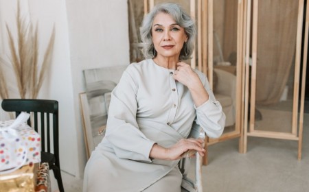 coiffure femme 70 ans cheveux courts