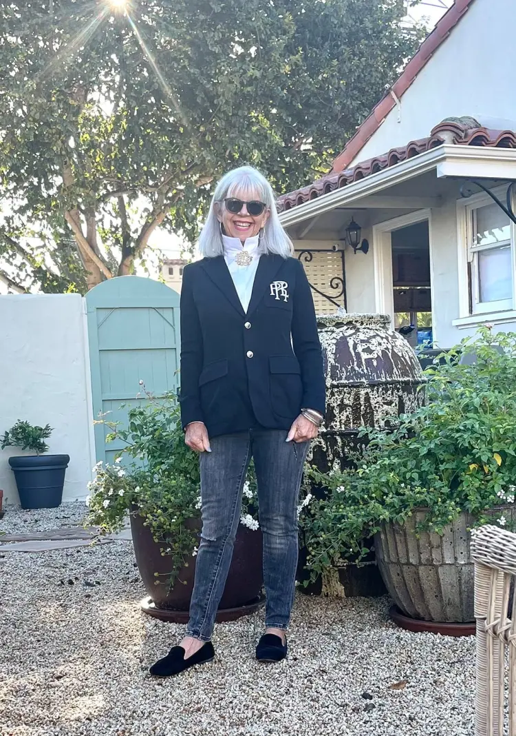 comment porter un blazer à 60 ans femme garde robe idéale