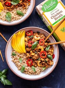 poulet au basilic thaï riz mangue piment noix de cajou