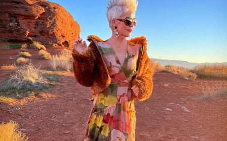 quel modèle de robe longue pour femme 60 ans tenue de vacances