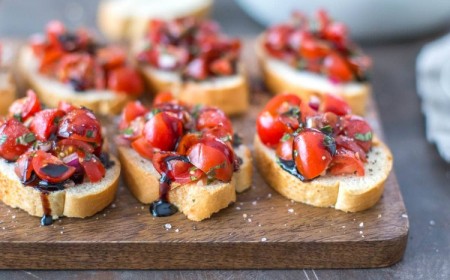 recette apéro avec basilic bruschetta aux tomates et au basilic idée apéro dînatoire
