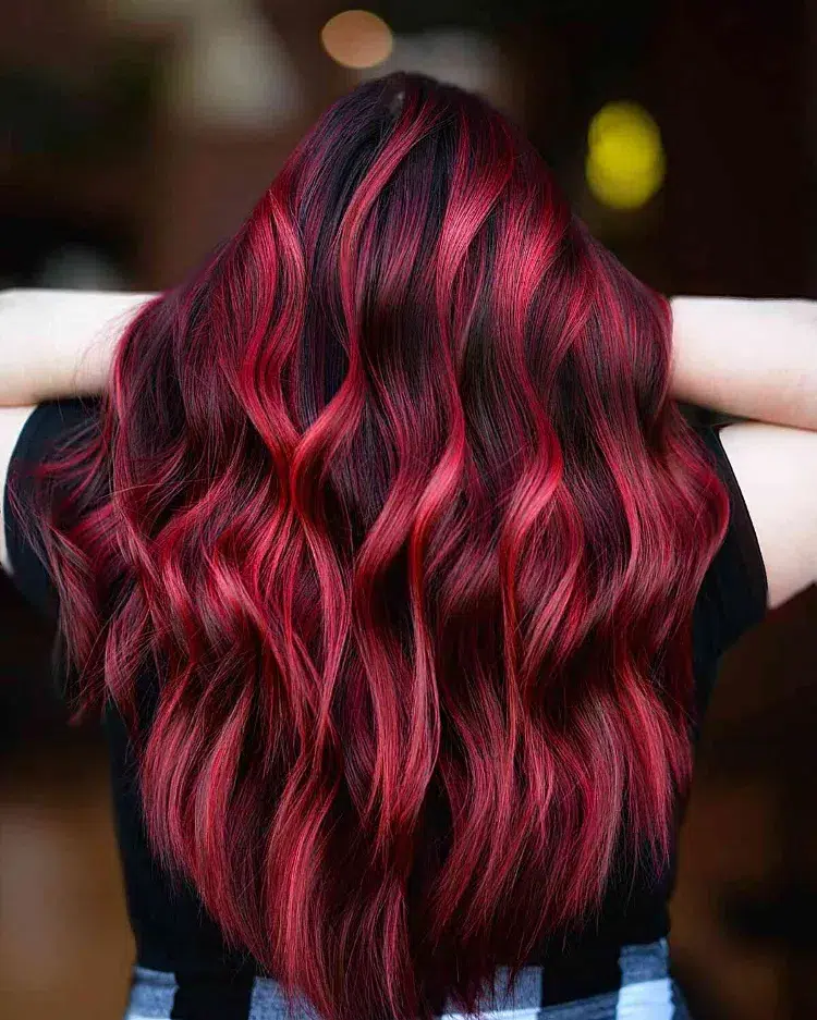 balayage roux cuivré foncé clair acajou cerise miel venitien tendance coupe cheveux coiffure femme
