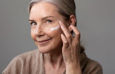crème anti rides pour l'automne soins hylauronique vitamine c 40 50 60 70 ans peau