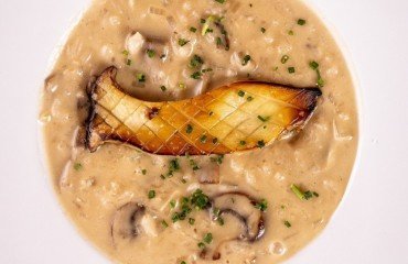velouté de champignons et châtaignes avec du foie gras poêlé recette d'automne