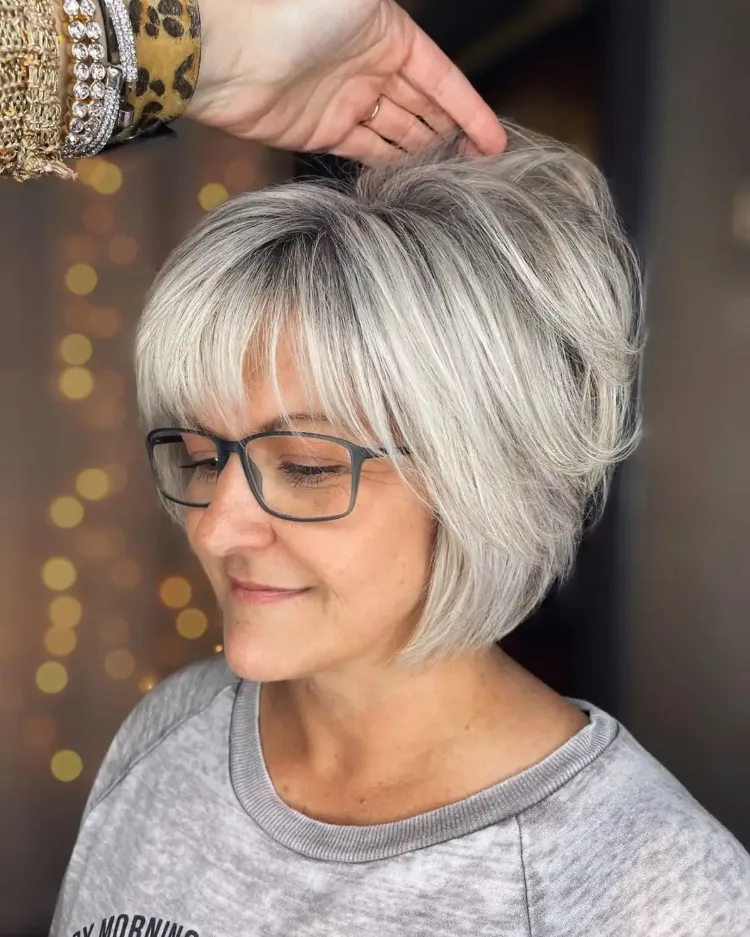 comment faire épaissir ses cheveux naturellement brushing après 50 ans 60 ans