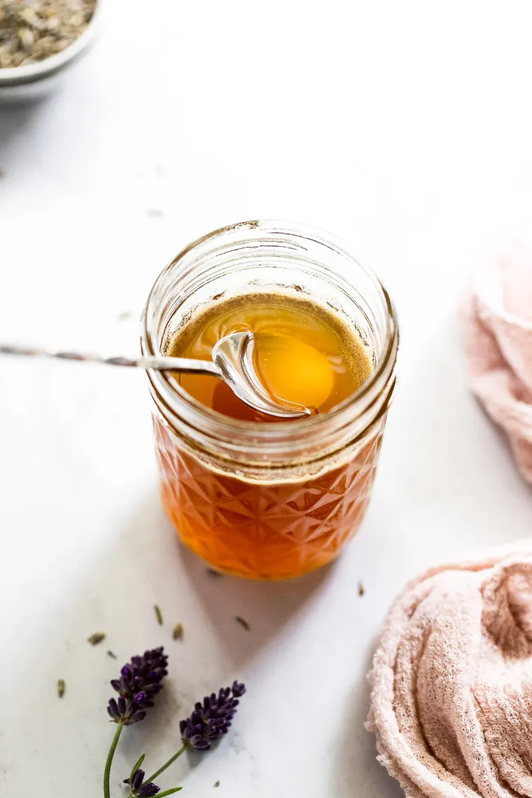comment utiliser la lavande en cuisine idées recettes tarte gâteau clafoutis figues abricots miel