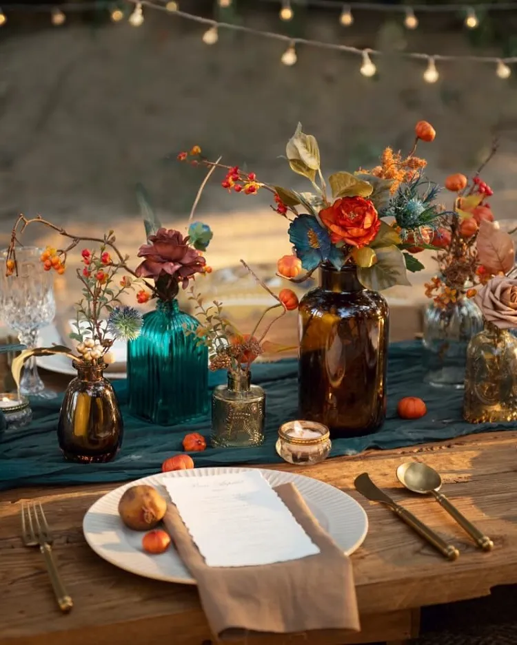 idée décoration mariage simple et chic chemin de table diy fleurs citrouilles
