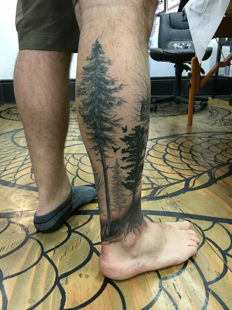 tatouage mollet nature