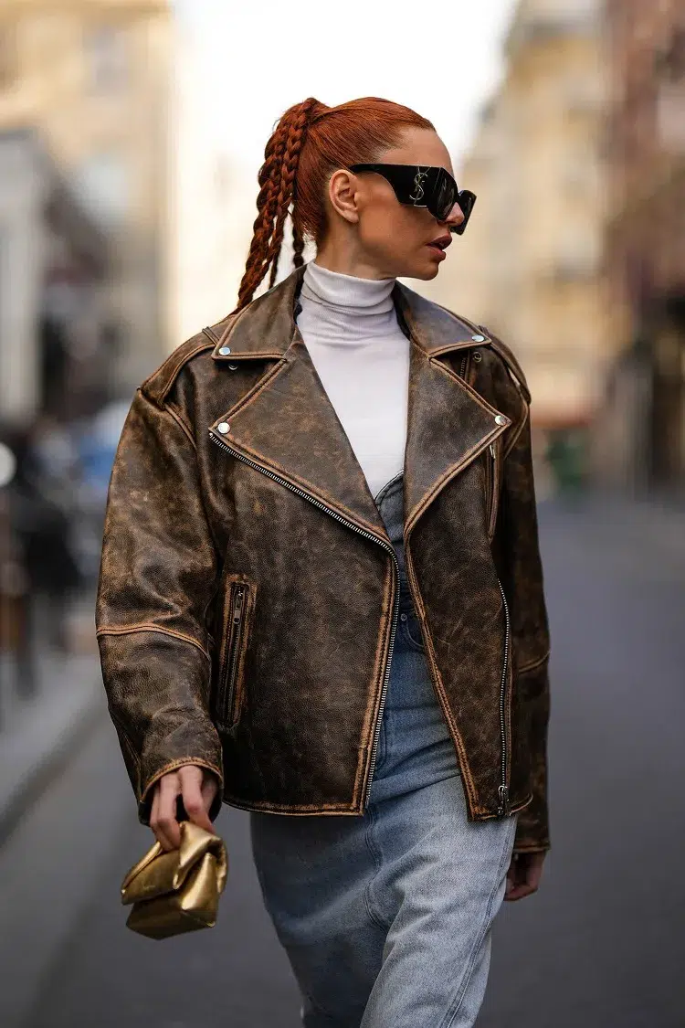 tendance veste automne 2023 hiver mode femme blouson motard cuir marron délavé oversized biker jacket