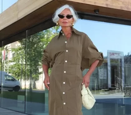 comment porter la robe chemise femme 50 60 ans style tendance mode automne 2023