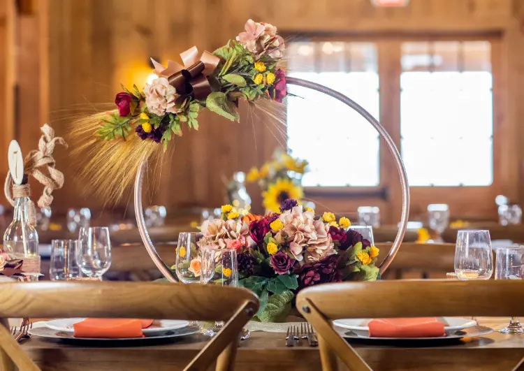 décoration d automne table mariage cerceau hula hoop fleurs fabriquer soi meme