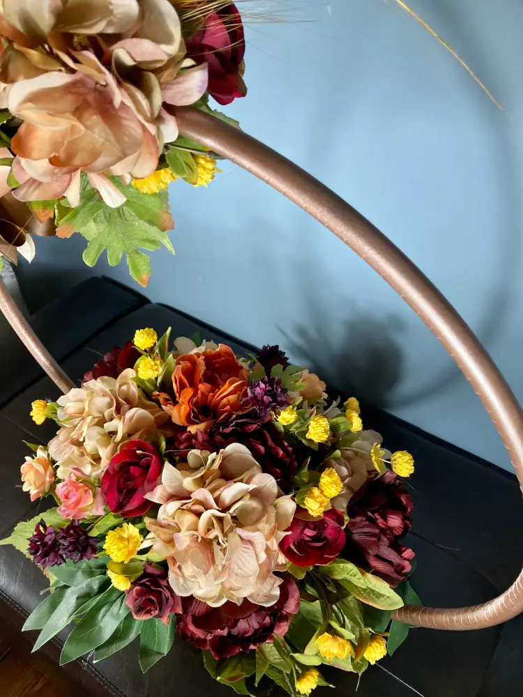 décoration de table automne cerceau hula hoop fleurs fabriquer soi meme