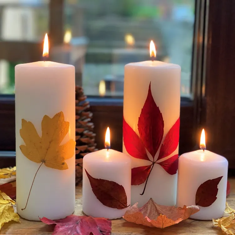 décorer des bougies avec des feuilles séchées