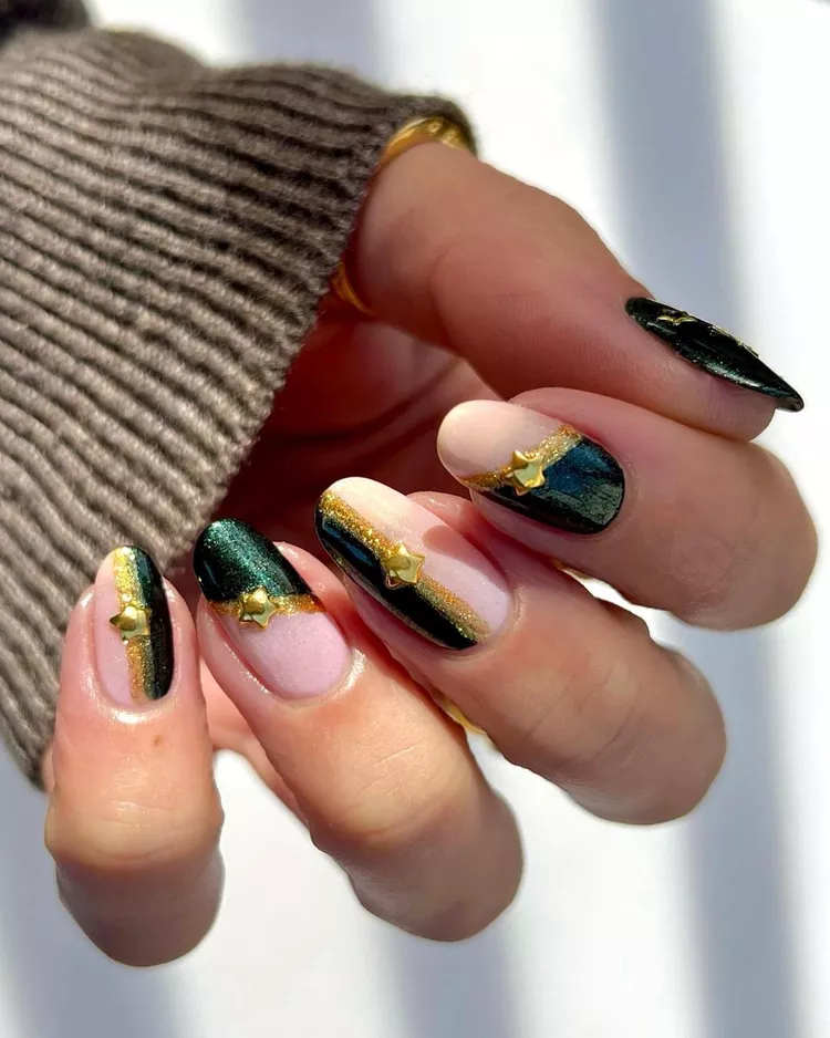 nail art vert et doré mancure festive hiver