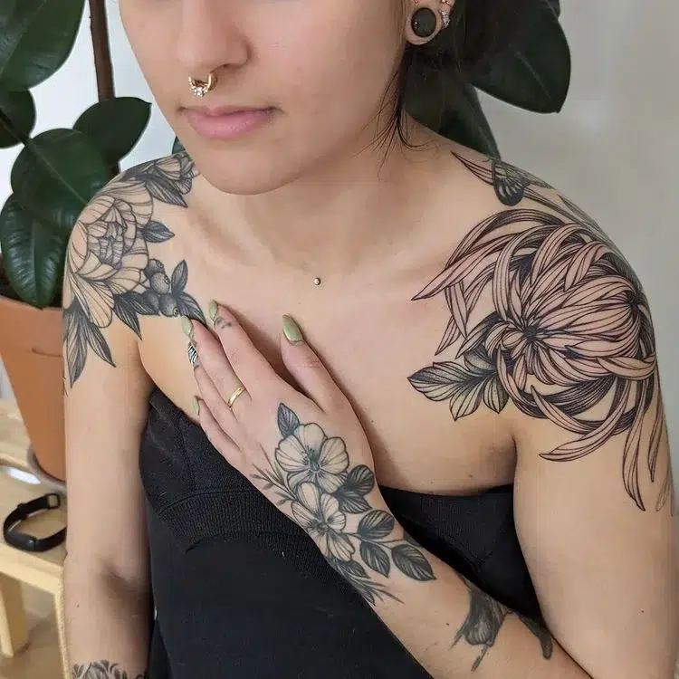 quel tatouage chrysanthème tattoo signification idée