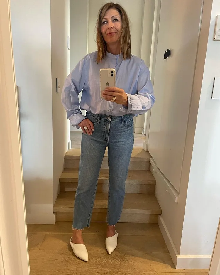 tendance jean slim femme 50 ans tenue moderne chemise ballerines