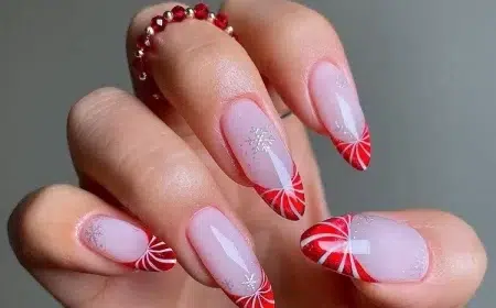 nail art noël tendance 2023