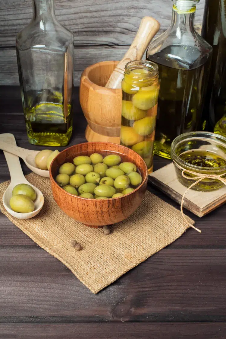 olives vertes cueillette comment préparer conserver techniques noires