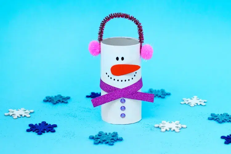 bricolage bonhomme de neige rouleau papier toilette vide enfants maternelle