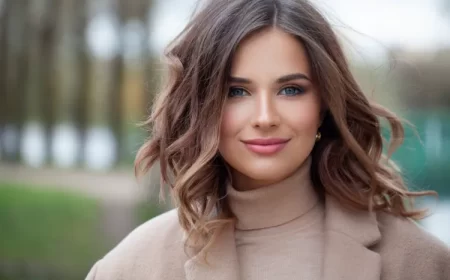 coupe de cheveux qui donne du volume coupe dégradée épaule ondulée