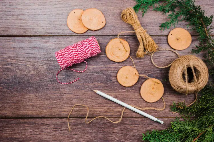 idées de décoration de noel à fabriquer rondins bois projets bricolage adulte facile